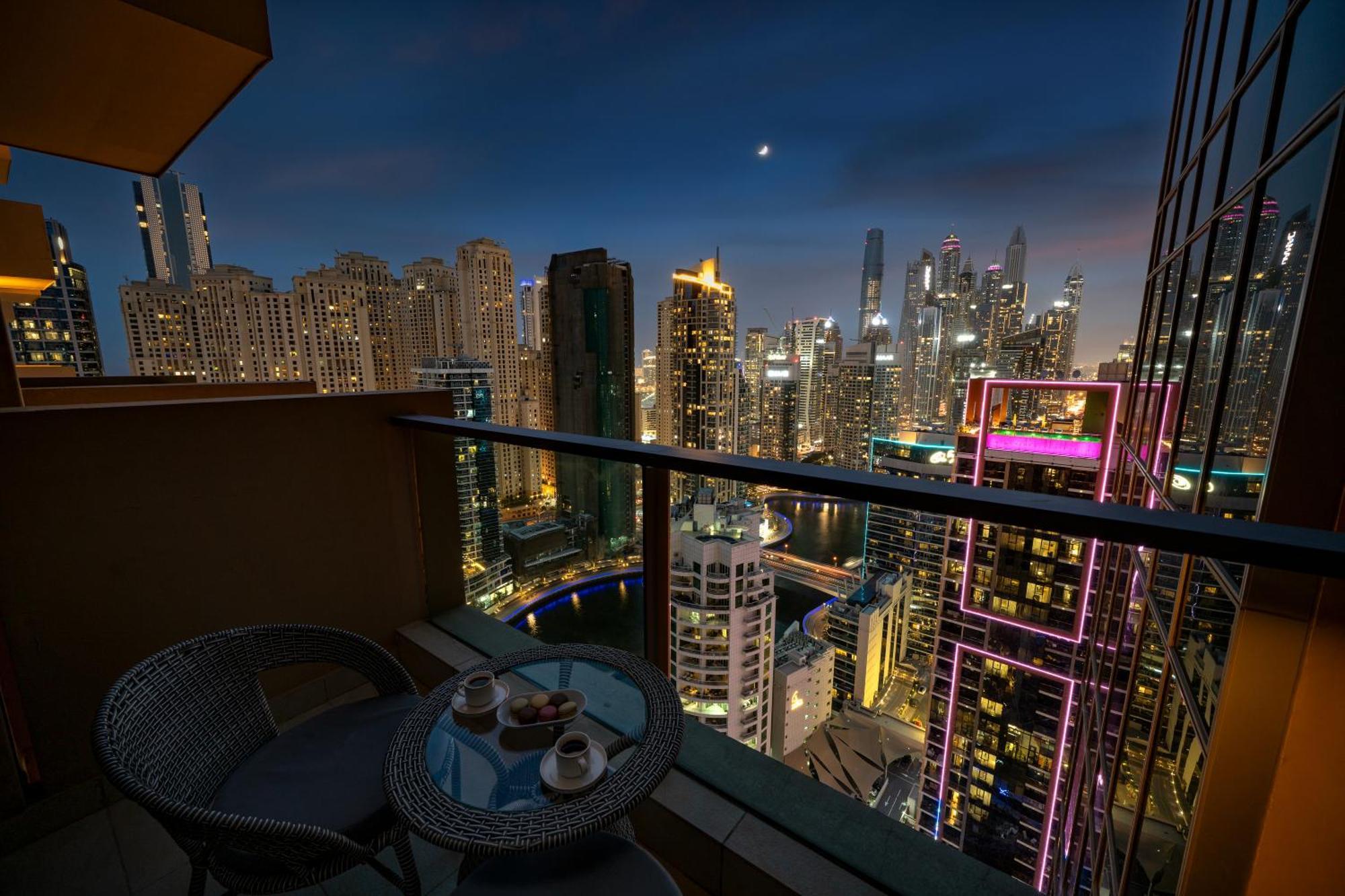 Luxe Living At Jw Marriott The Address Marina Apartment